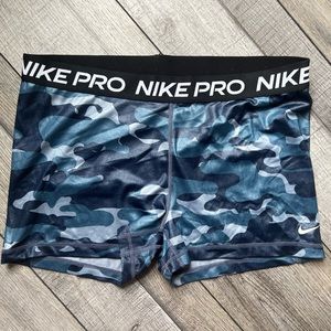 Blue Camo 3” Nike Pro Shorts XL
